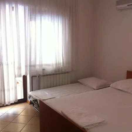 Juric Апартаменти